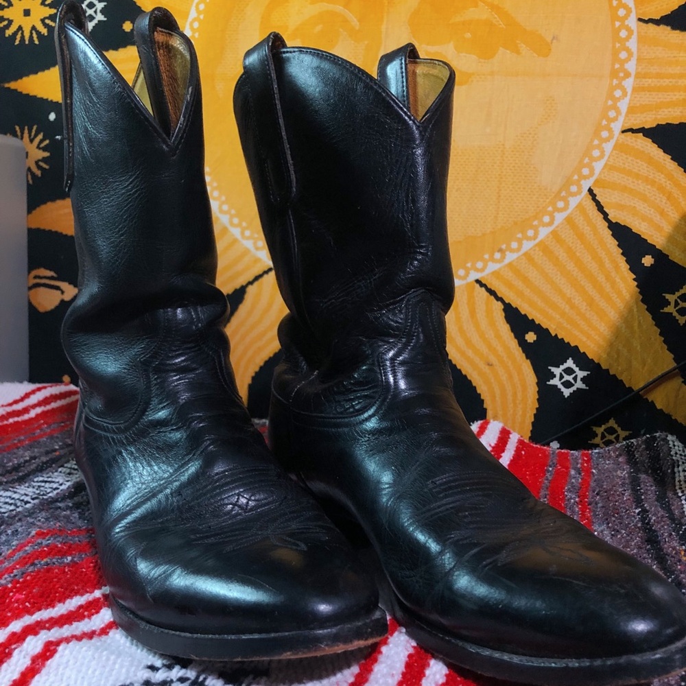TONY LAMA BOOTS